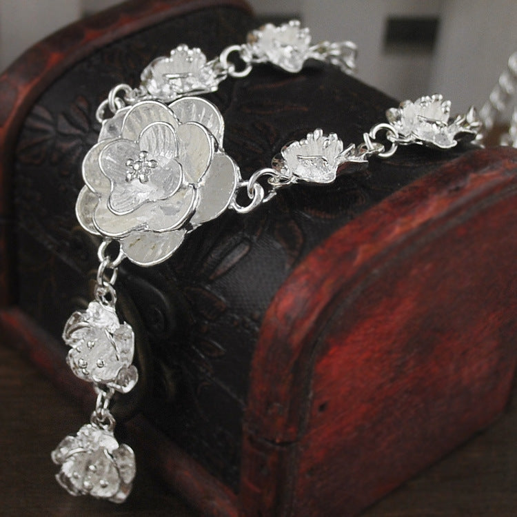 Elegant Silver Floral Jewelry Set-Earrings & Bracelet for Women-Luxury Silver Flower Necklace-Bridal & Party Jewelry Collection