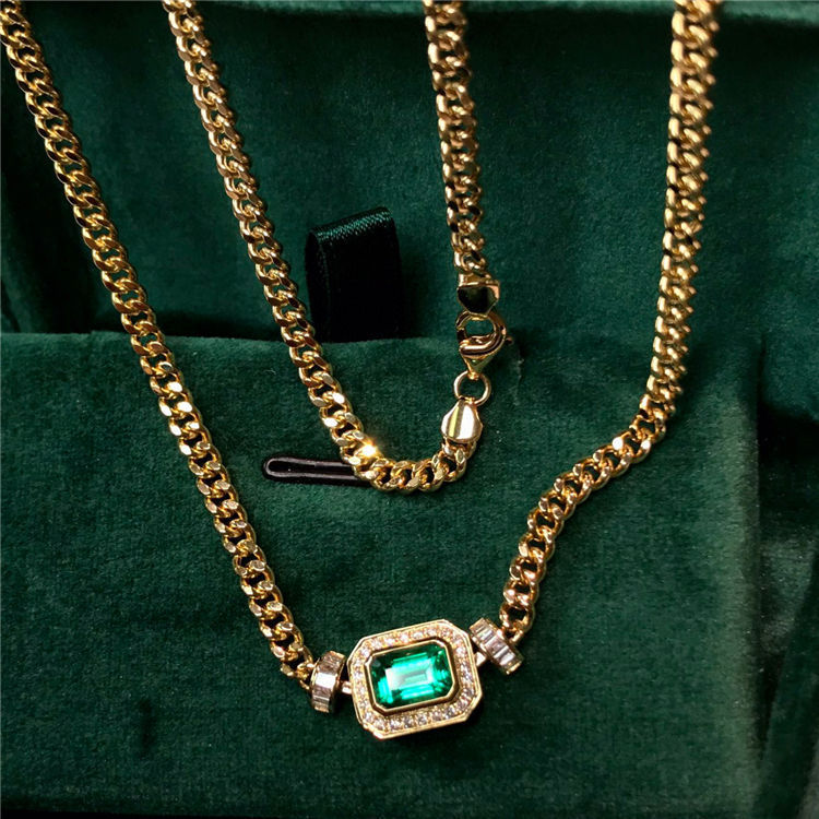 Retro High-grade Emerald Cuban Link Chain Necklace